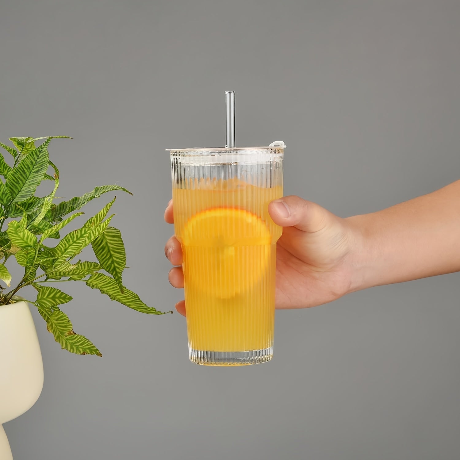2pcs, 600ml/20oz High-value Glass Cups With Lids And 2 Straws, Thick Glass, Portable Drinking Cups - Coffee Cups, Beverage Cups, Smoothie Cups, Coffee Cups, Party Cups, Exquisite Gifts - Mother'S Day Gifts, Birthday Gifts